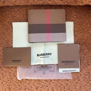 Burberry Waterproof Wallet New
